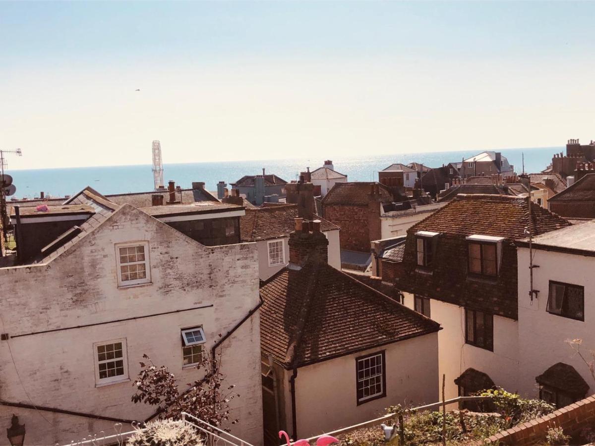 The Retro Retreat With Free Parking Apartment Hastings Exterior photo
