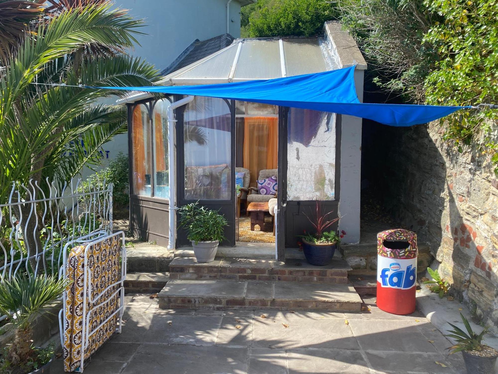 The Retro Retreat With Free Parking Apartment Hastings Exterior photo
